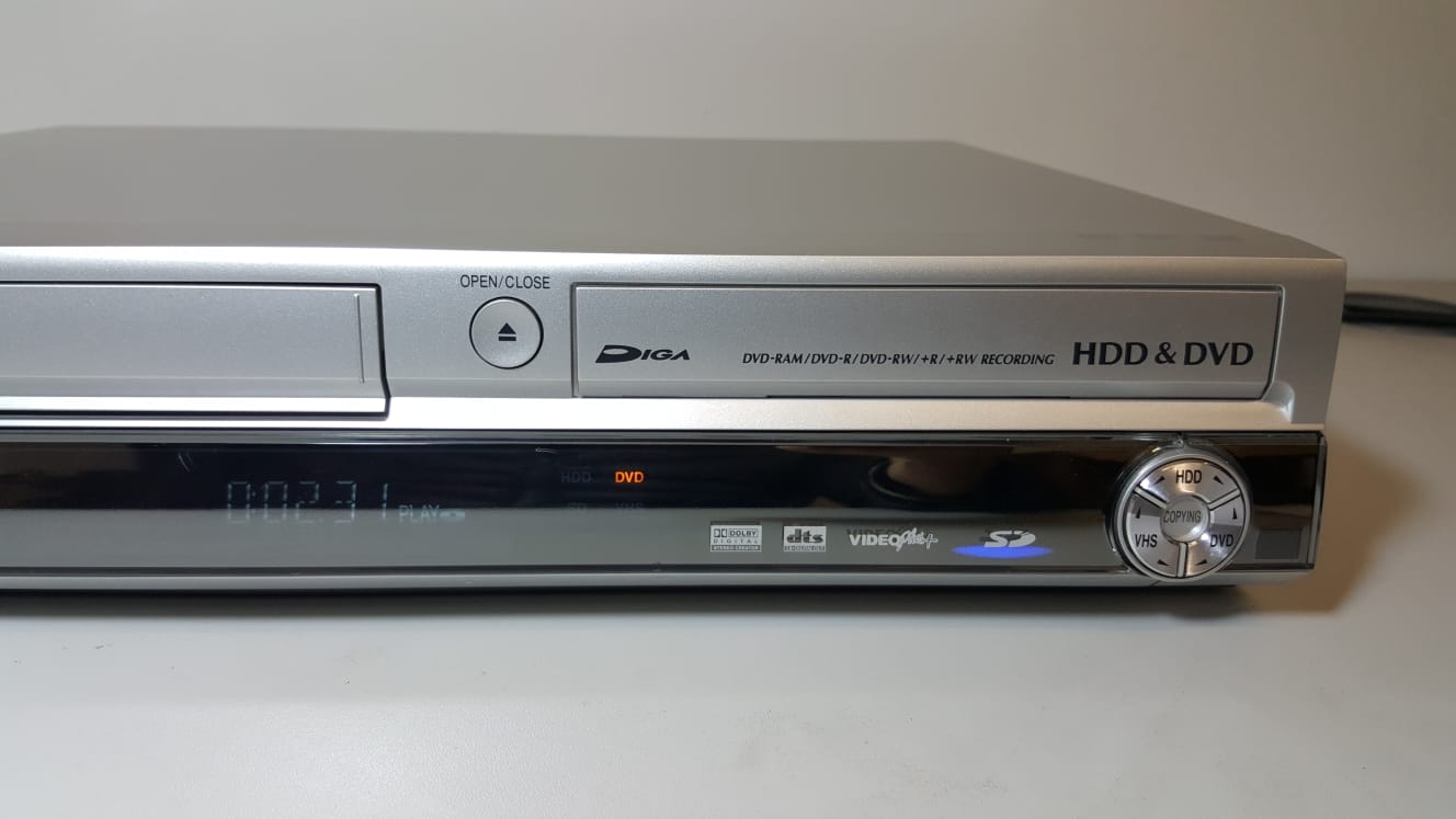 Panasonic DMR-EX95V VCR/HDD/DVD Recorder Combi
