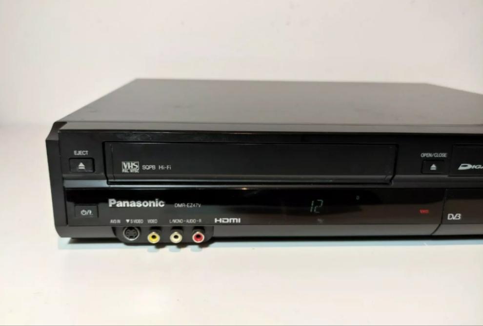 Panasonic DMR-EZ47V VCR/DVD Recorder Combi
